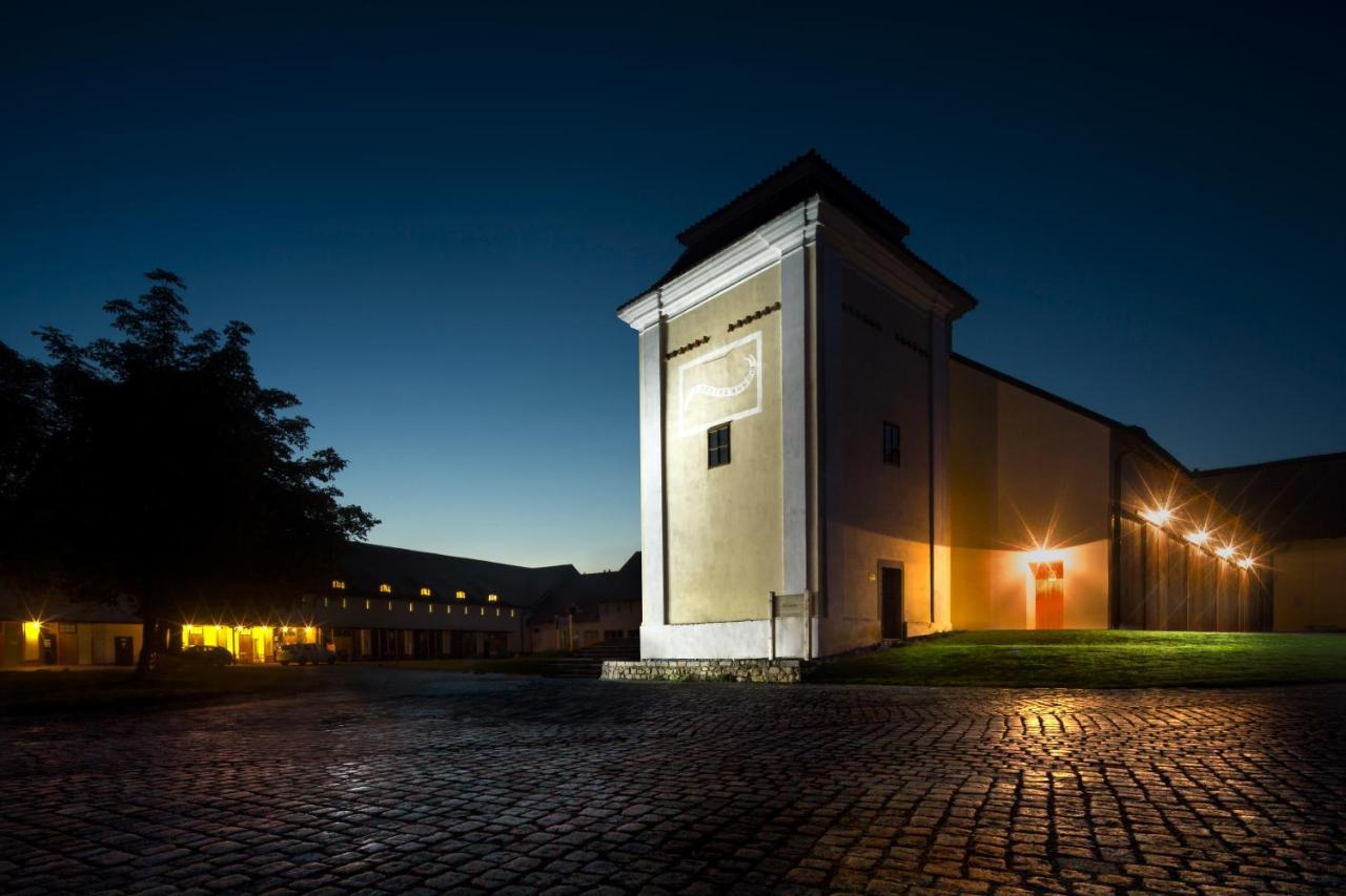 Penzion Pansky Dvur Telc Bagian luar foto